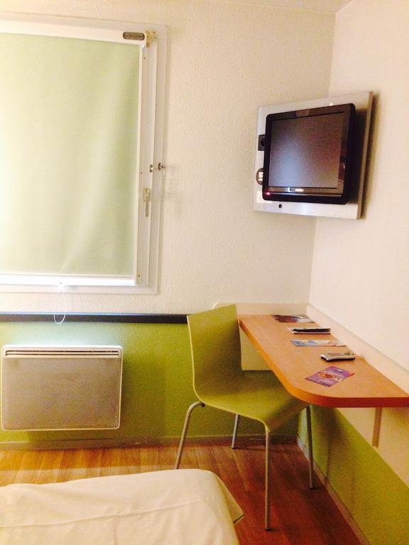 Ibis Budget Besancon Ecole Valentin Miserey-Salines Exterior photo